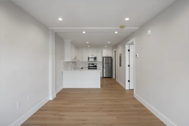 $2,650 | 186 Bedford Street, Unit 204, Lexington, MA 02420