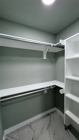 $1,750 | 169 South 10th Street, Conroe, TX 77301