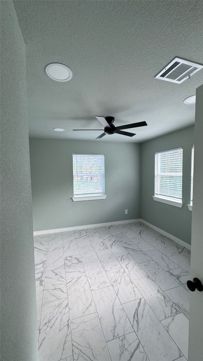 169 South 10th Street Conroe, TX 77301 - Photo 32 of 42