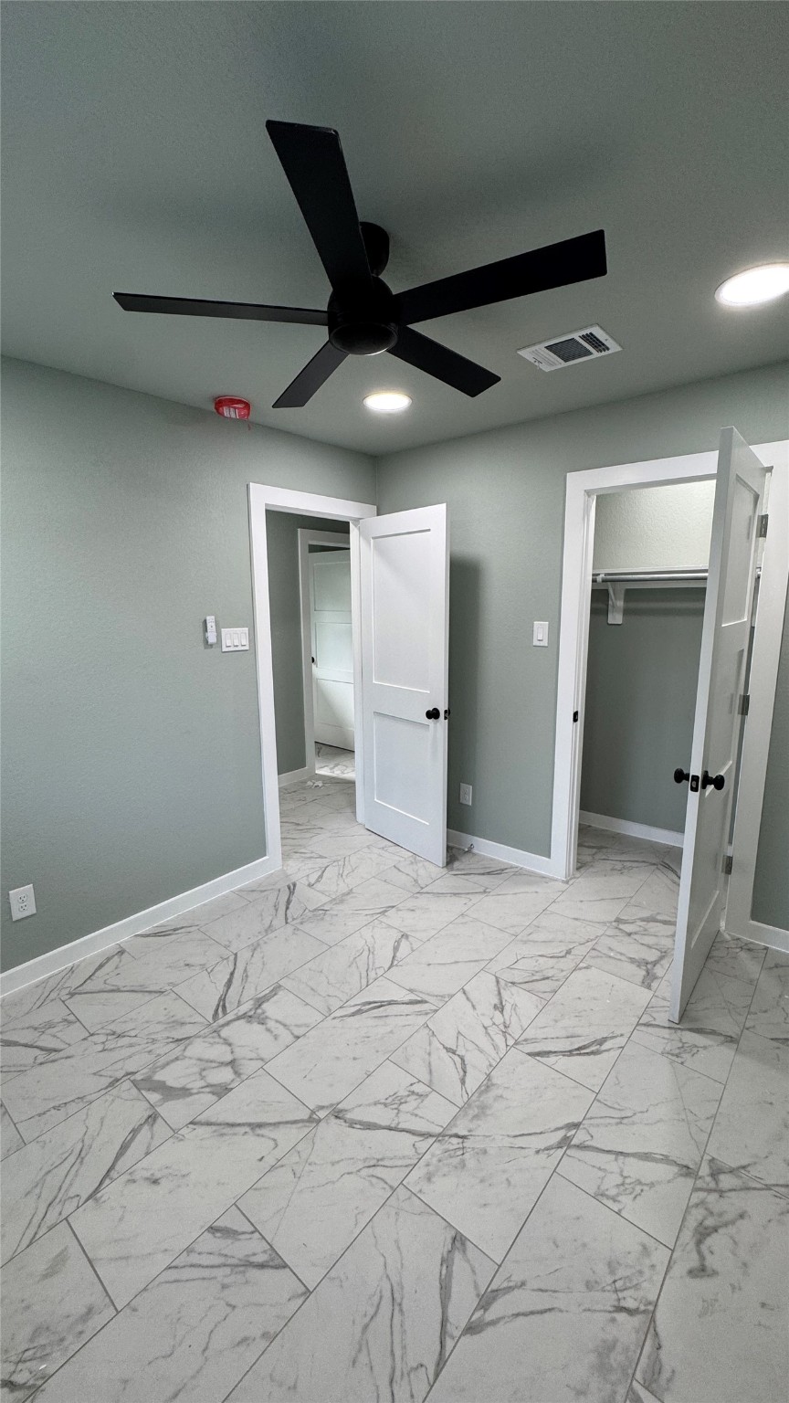 169 South 10th Street Conroe, TX 77301 - Photo 34 of 42