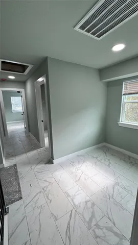 $1,750 | 169 South 10th Street, Conroe, TX 77301