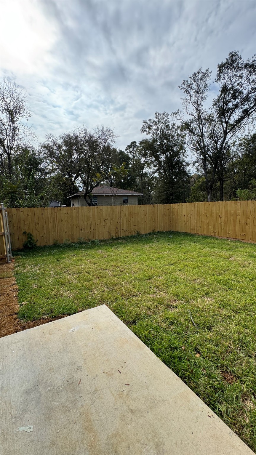 169 South 10th Street Conroe, TX 77301 - Photo 41 of 42