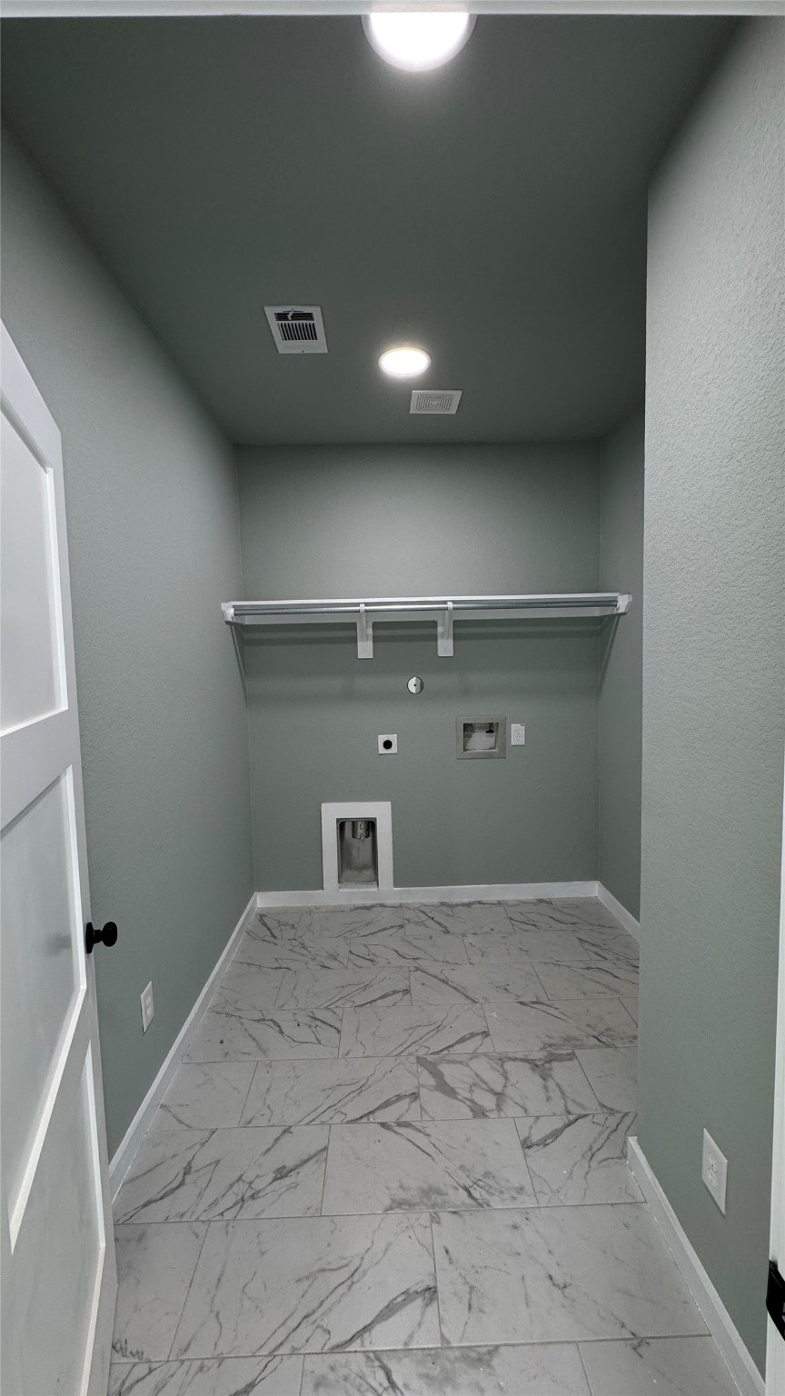 169 South 10th Street Conroe, TX 77301 - Photo 9 of 42