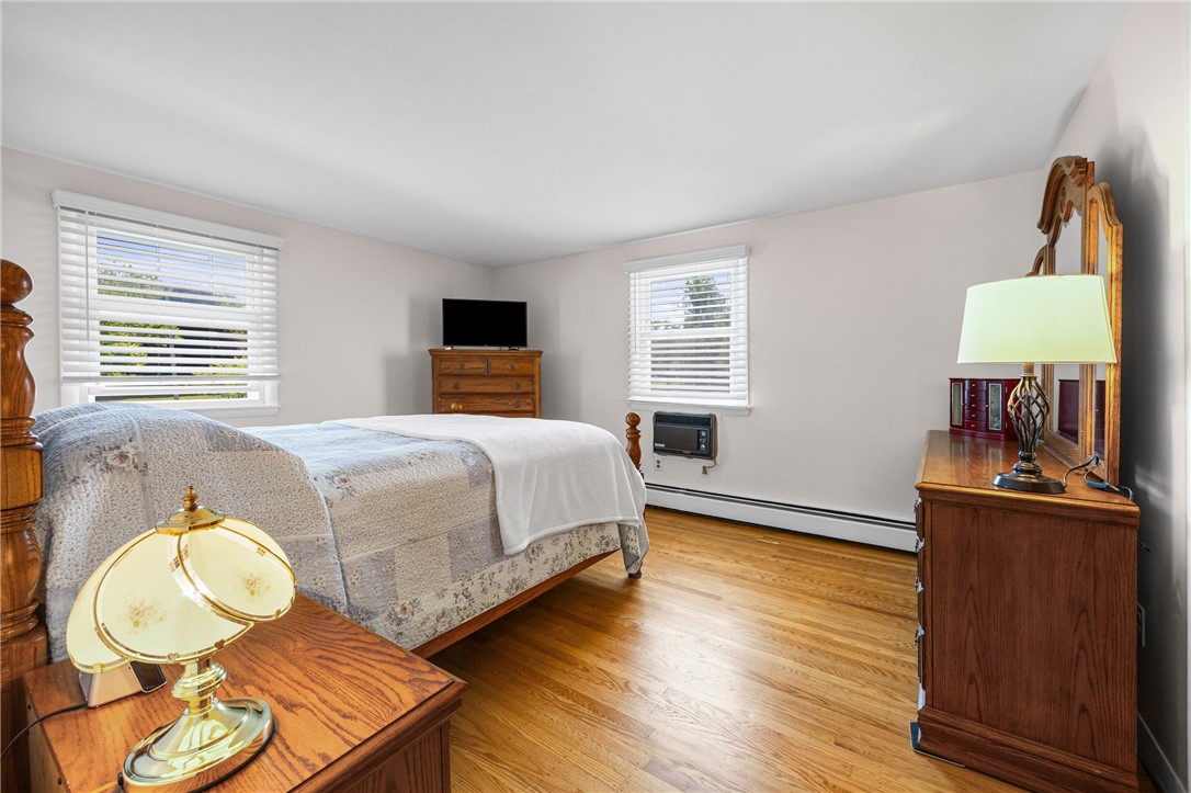 951 Copper Kettle Road Webster, NY 14580 - Photo 13 of 35