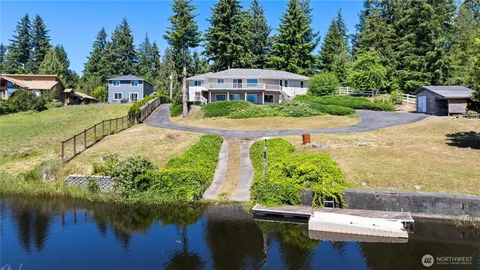$925,000 | 16026 Lawrence Place Southeast, Yelm, WA 98597