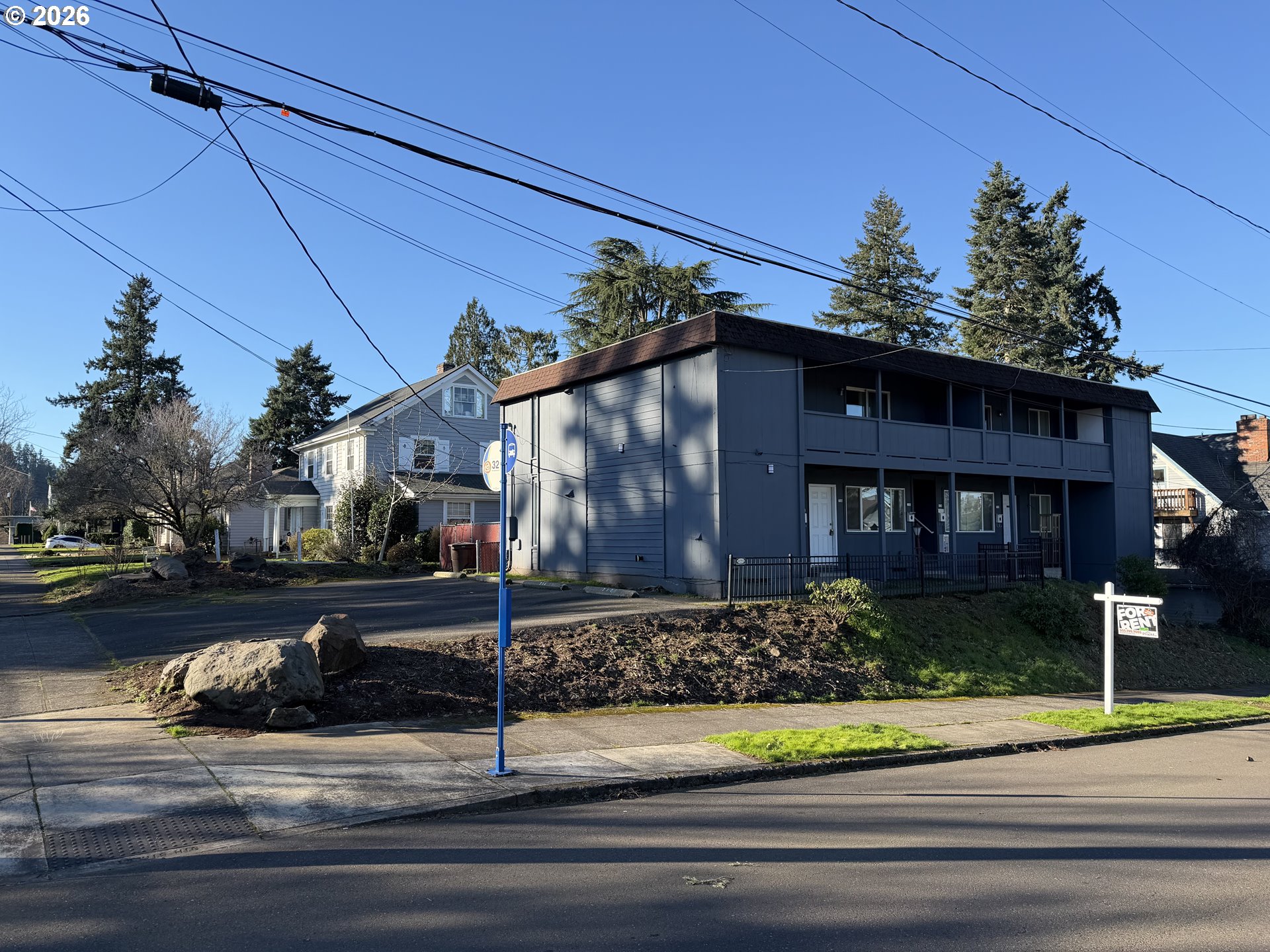 718 9th Street Oregon City, OR 97045 - Photo 1 of 23