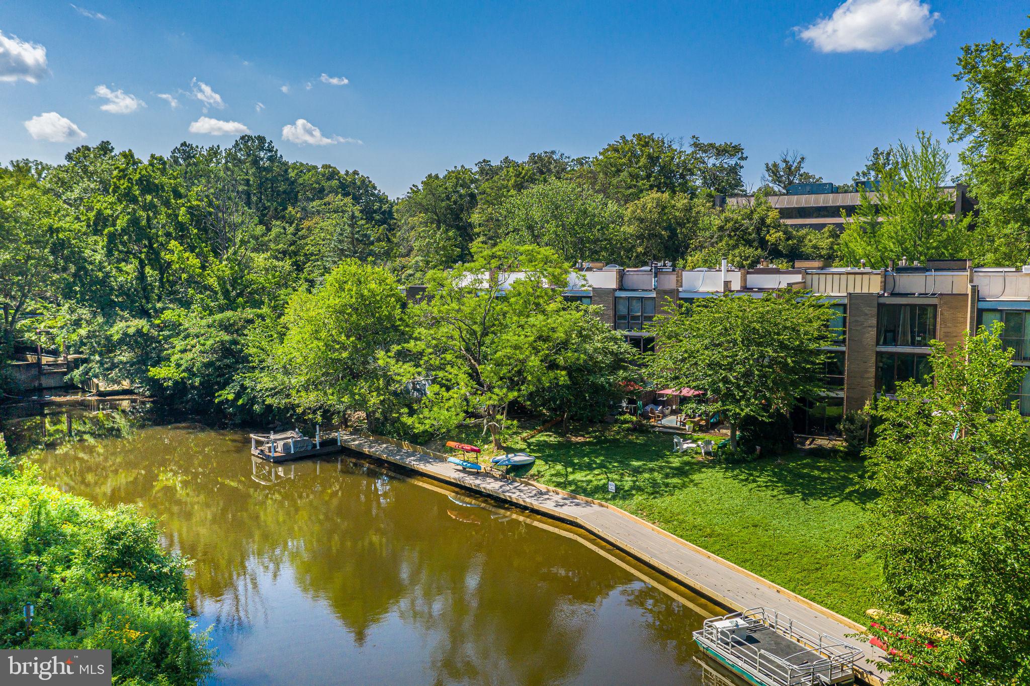 11467 Washington Plaza West Reston, VA 20190 - Photo 32 of 44