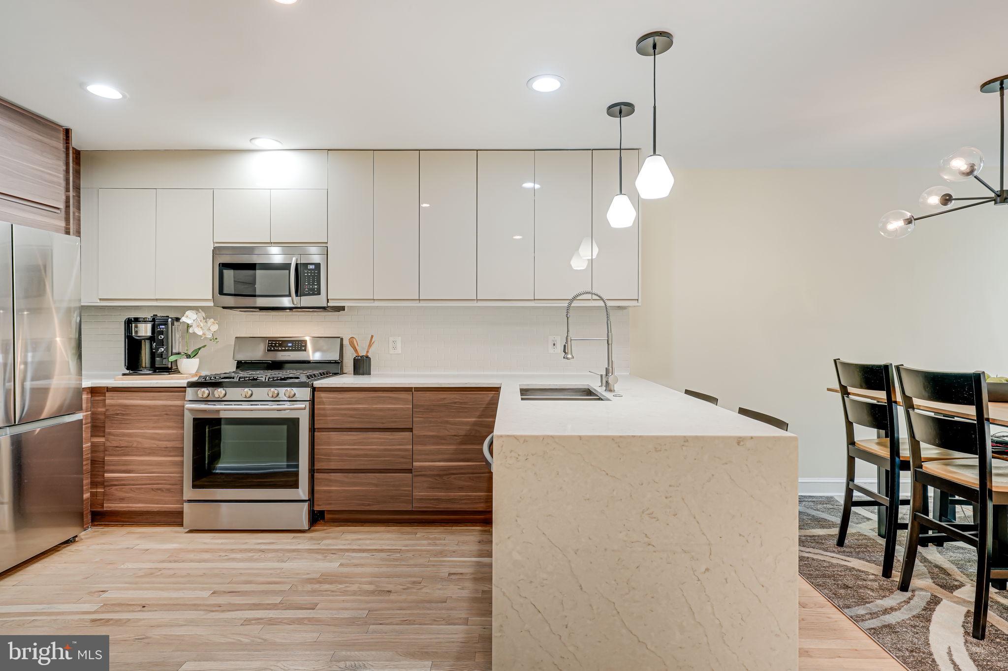 11467 Washington Plaza West Reston, VA 20190 - Photo 7 of 44