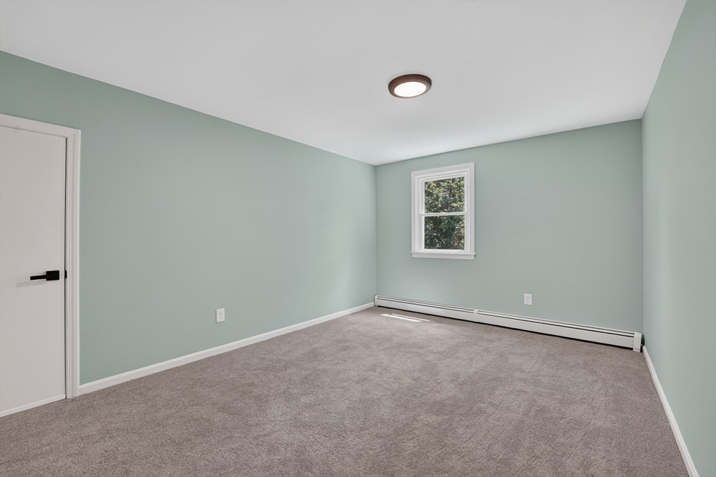 128 Providence Road Grafton, MA 01519 - Photo 16 of 34