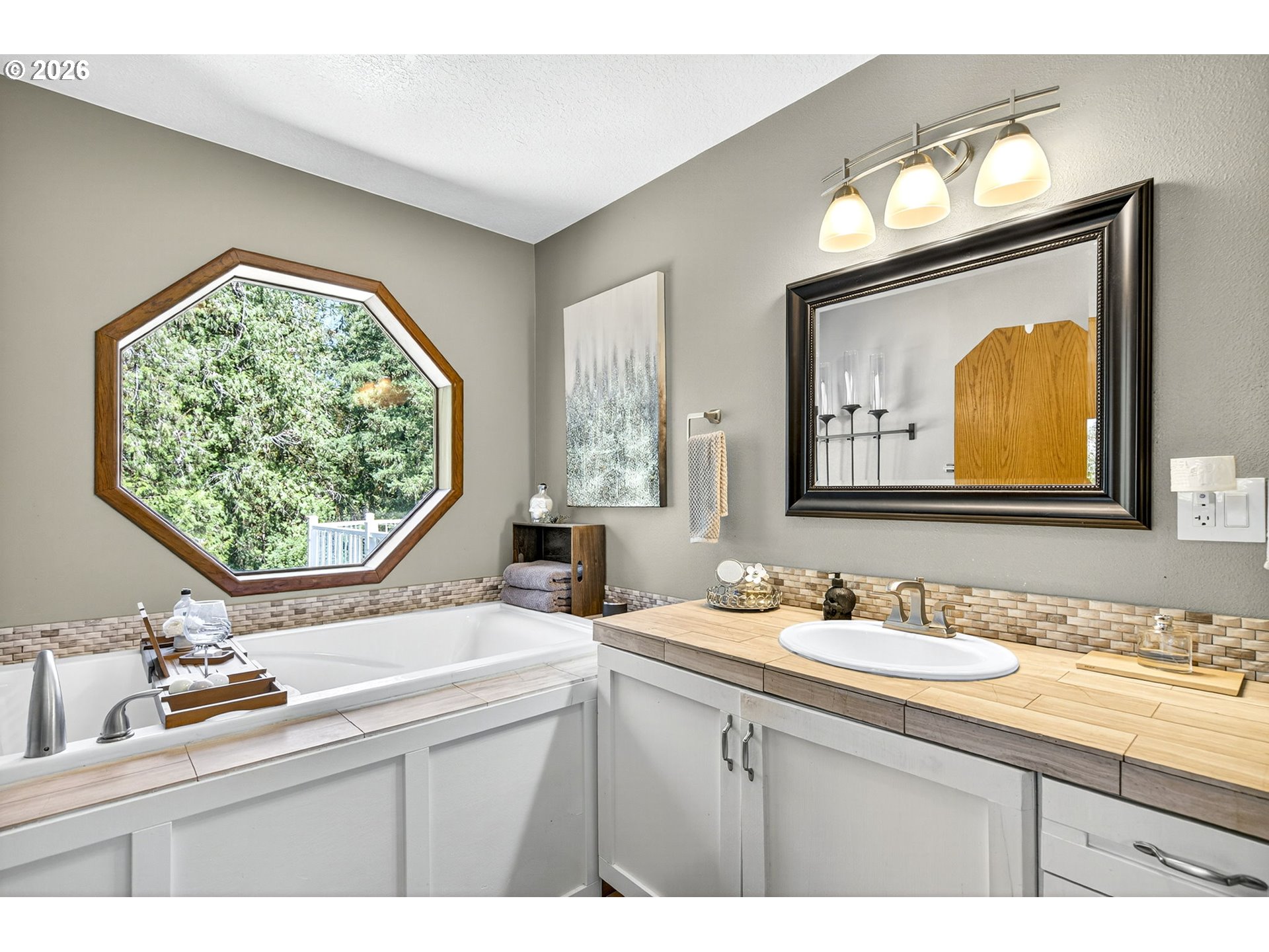 19345 South Rockney Road Colton, OR 97017 - Photo 17 of 48 Owner's Suite Bathroom
