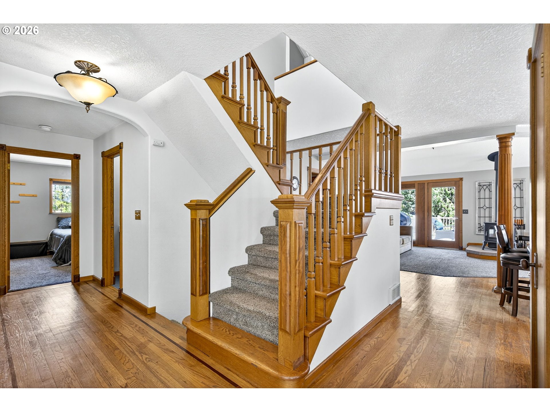 19345 South Rockney Road Colton, OR 97017 - Photo 22 of 48 Staircase