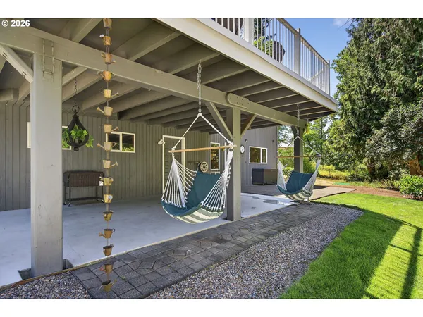 $899,000 | 19345 South Rockney Road, Colton, OR 97017