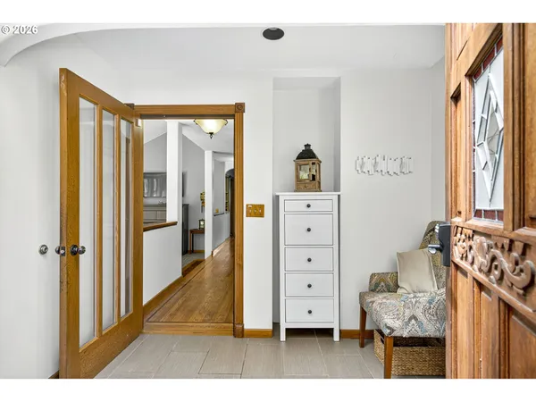 $899,000 | 19345 South Rockney Road, Colton, OR 97017