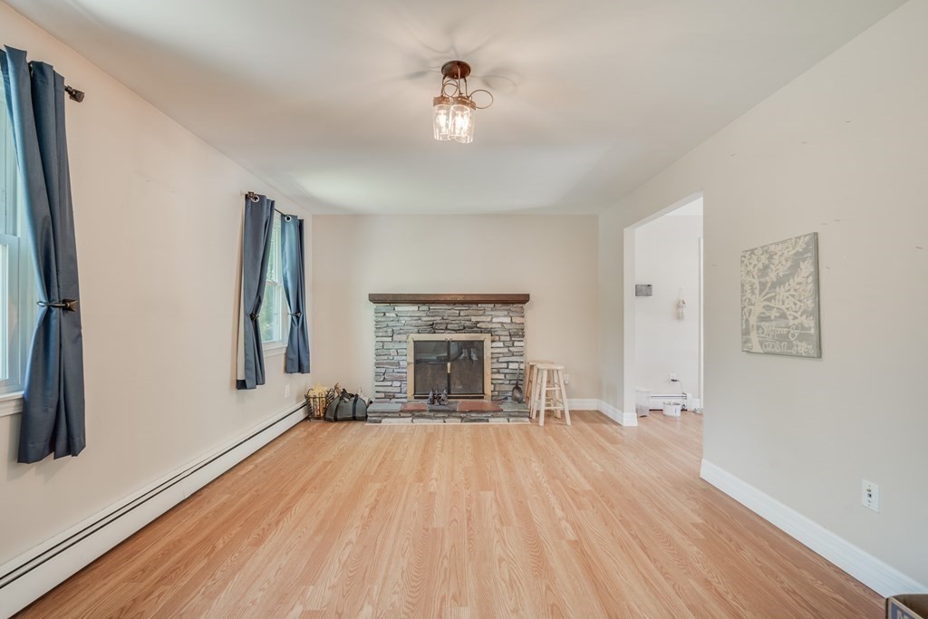 505 Allen Road Belchertown, MA 01007 - Photo 5 of 19 Gallery Image 5