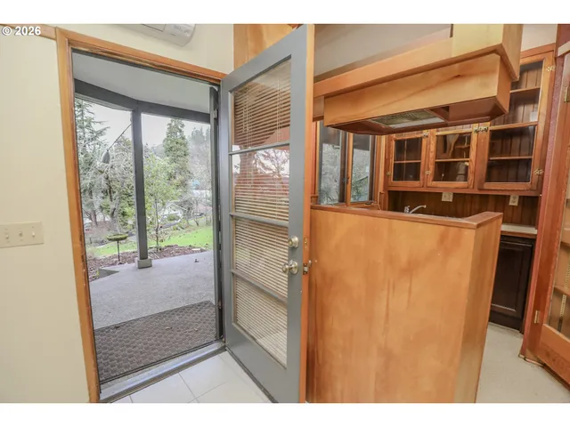 $399,900 | 1033 Southeast Terrace Drive, Roseburg, OR 97470