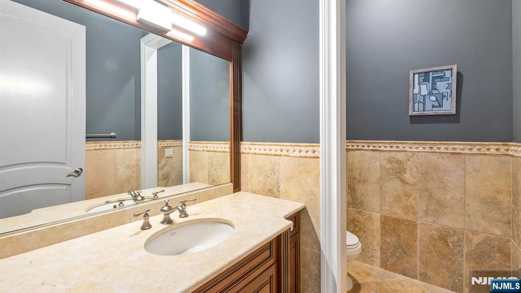 114 Bellaire Drive Demarest, NJ 07627 - Photo 20 of 43