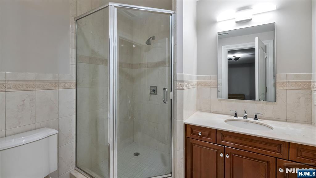 114 Bellaire Drive Demarest, NJ 07627 - Photo 38 of 43