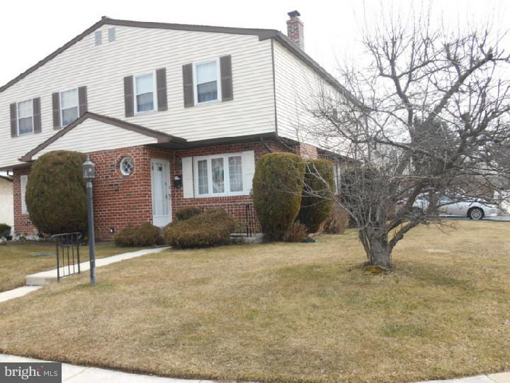 660 Rively Avenue Collingdale, PA 19023 - Photo 1 of 25 Gallery Image 1