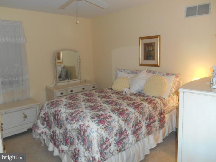 660 Rively Avenue Collingdale, PA 19023 - Photo 24 of 25 Gallery Image 24