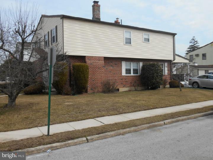 660 Rively Avenue Collingdale, PA 19023 - Photo 5 of 25 Gallery Image 5