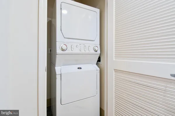 $3,550 | 1020 North Highland Street, Unit 622, Arlington, VA 22201