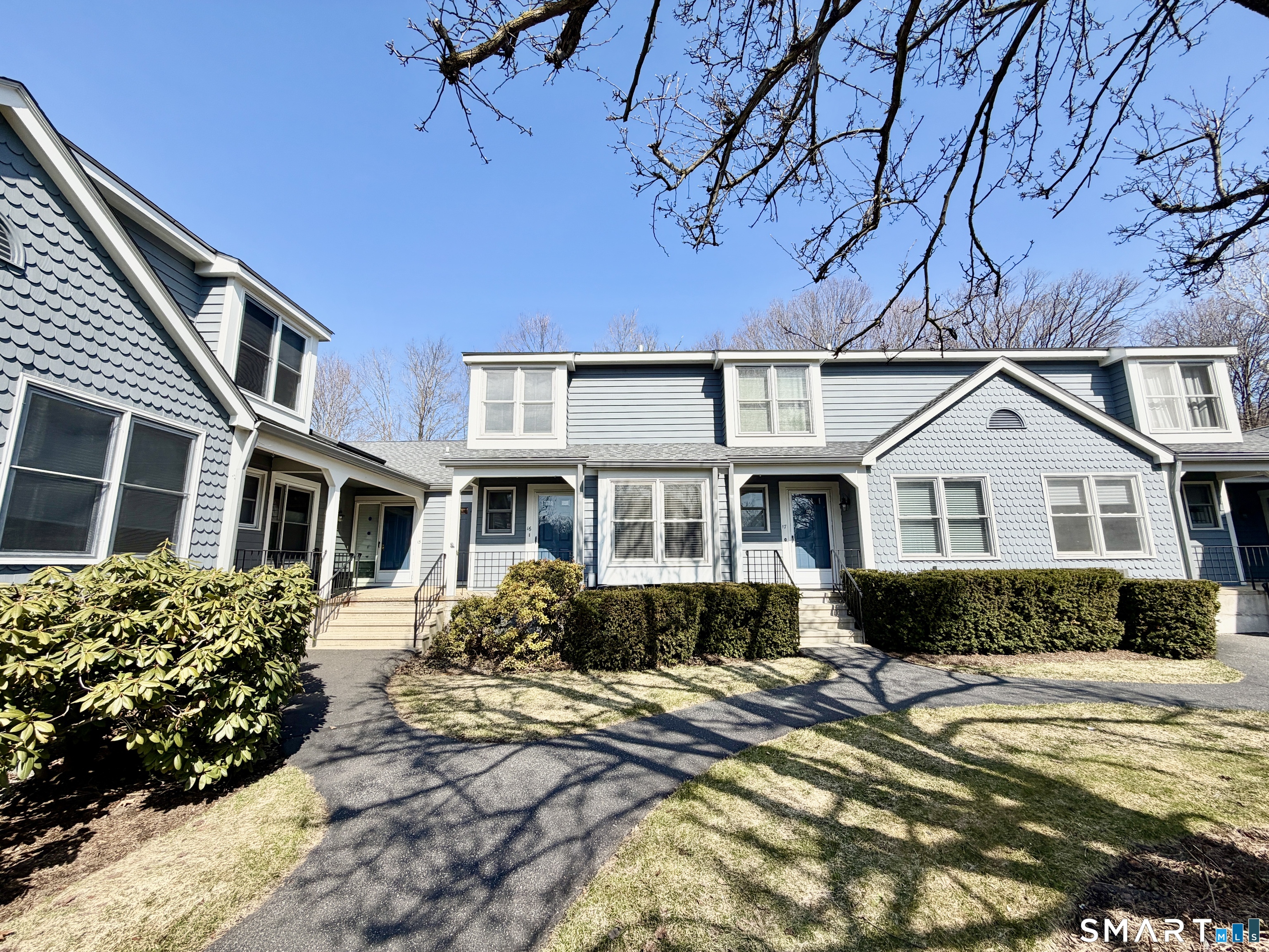 16 Fawn Ridge Lane, Unit 16 Wilton, CT 06897 - Photo 2 of 38