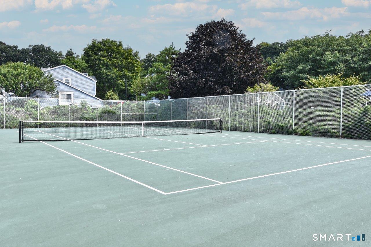 16 Fawn Ridge Lane, Unit 16 Wilton, CT 06897 - Photo 28 of 38