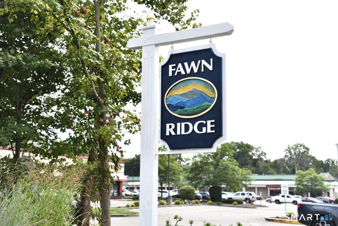 16 Fawn Ridge Lane, Unit 16 Wilton, CT 06897 - Photo 29 of 38 Sign