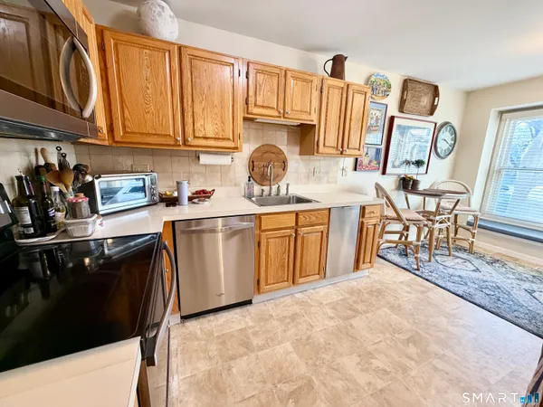 $3,650 | 16 Fawn Ridge Lane, Unit 16, Wilton, CT 06897