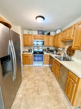 $3,650 | 16 Fawn Ridge Lane, Unit 16, Wilton, CT 06897