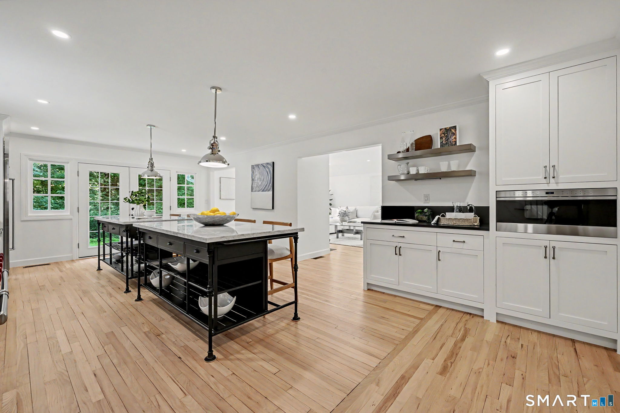 148 West Hills Road New Canaan, CT 06840 - Photo 9 of 40