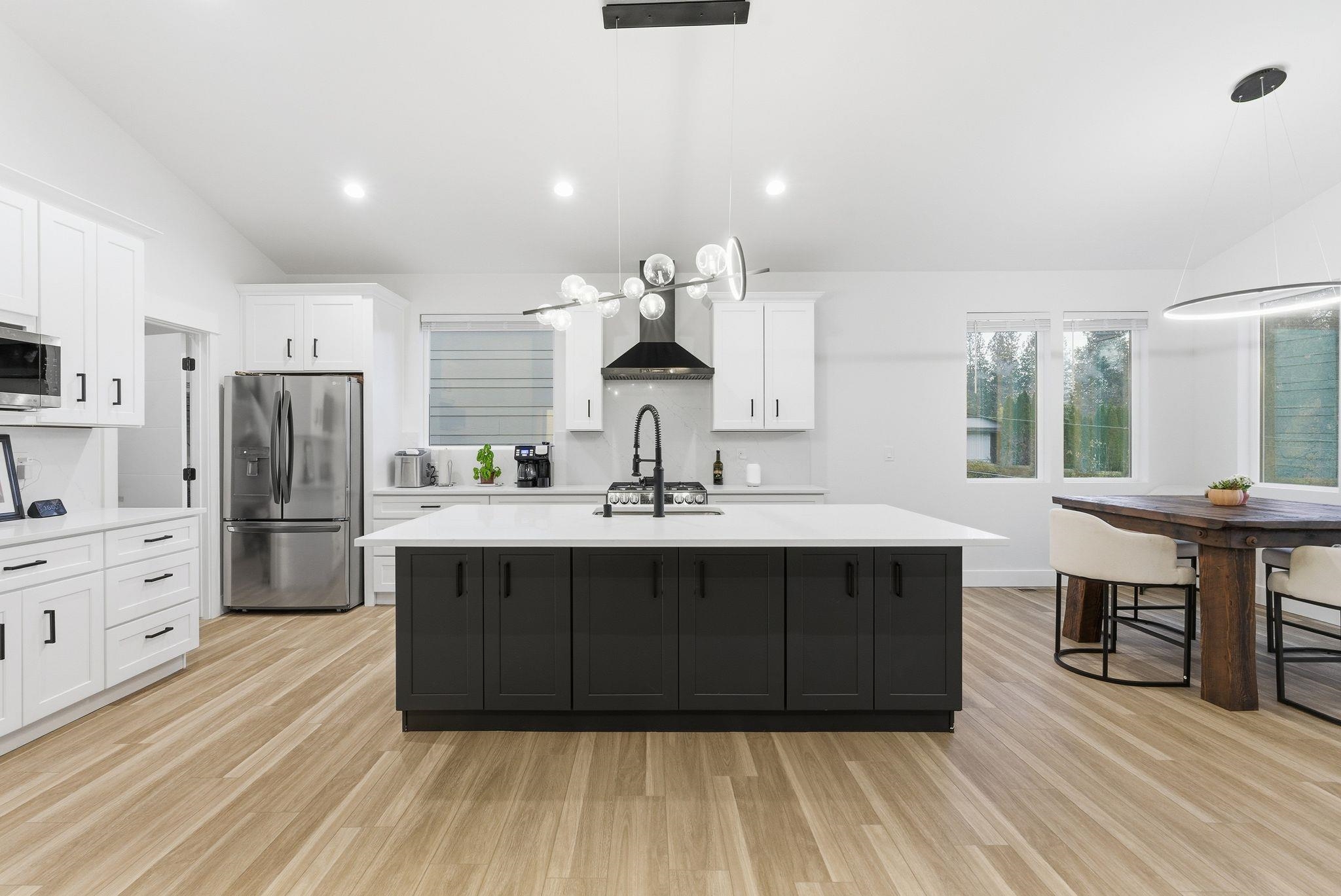 1712 West Toni Rae Drive Spokane, WA 99218 - Photo 11 of 39