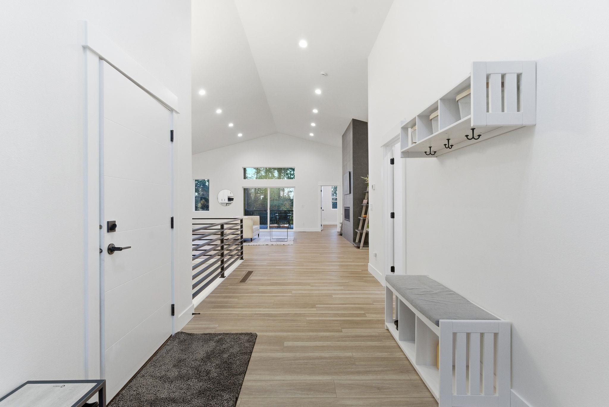 1712 West Toni Rae Drive Spokane, WA 99218 - Photo 2 of 39