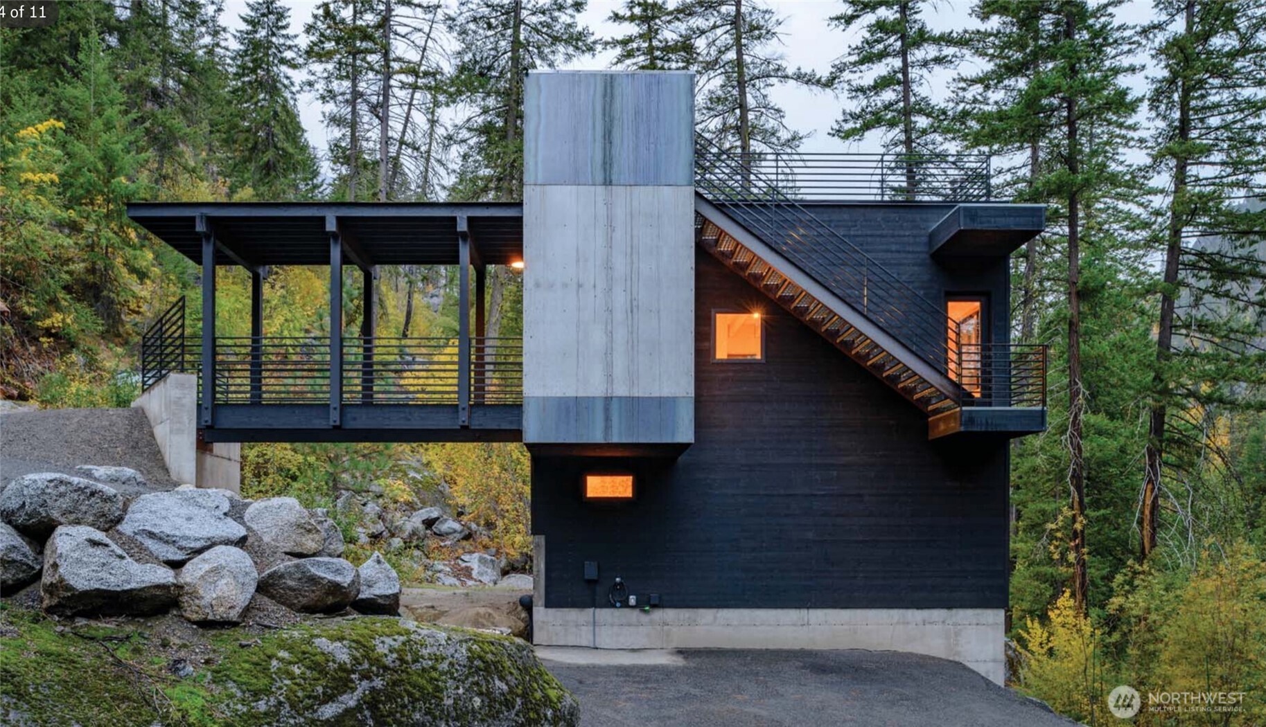 855 X Larson Road Peshastin, WA 98847 - Photo 11 of 13 a backyard of a house with lots of green space