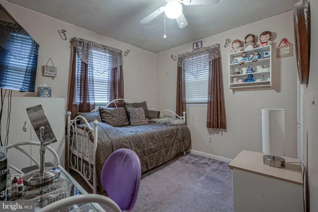 $250,000 | 323 Florence Boulevard, Williamstown, NJ 08094