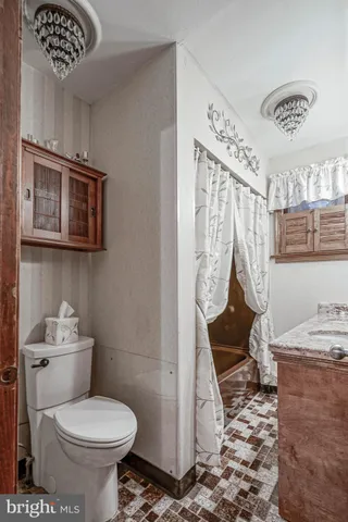 $250,000 | 323 Florence Boulevard, Williamstown, NJ 08094