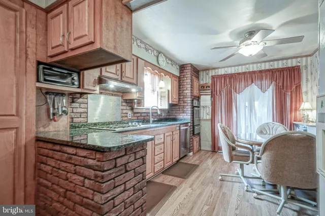 $250,000 | 323 Florence Boulevard, Williamstown, NJ 08094