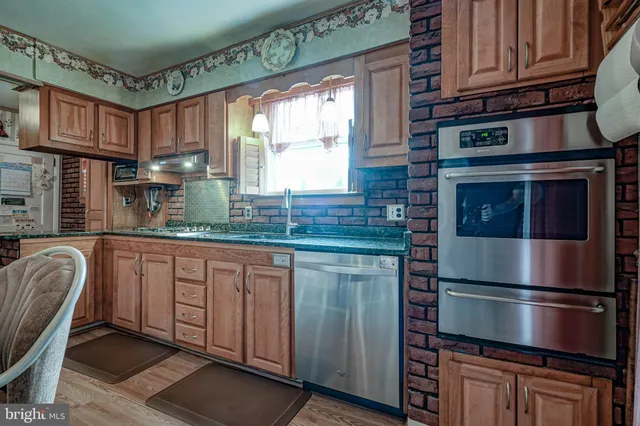 $250,000 | 323 Florence Boulevard, Williamstown, NJ 08094