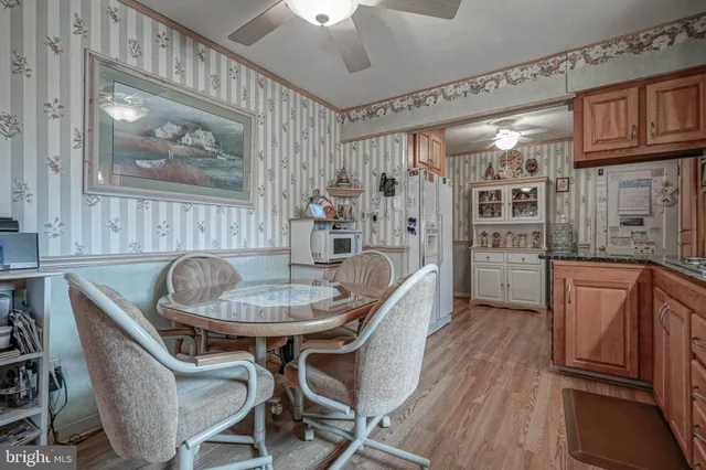 $250,000 | 323 Florence Boulevard, Williamstown, NJ 08094