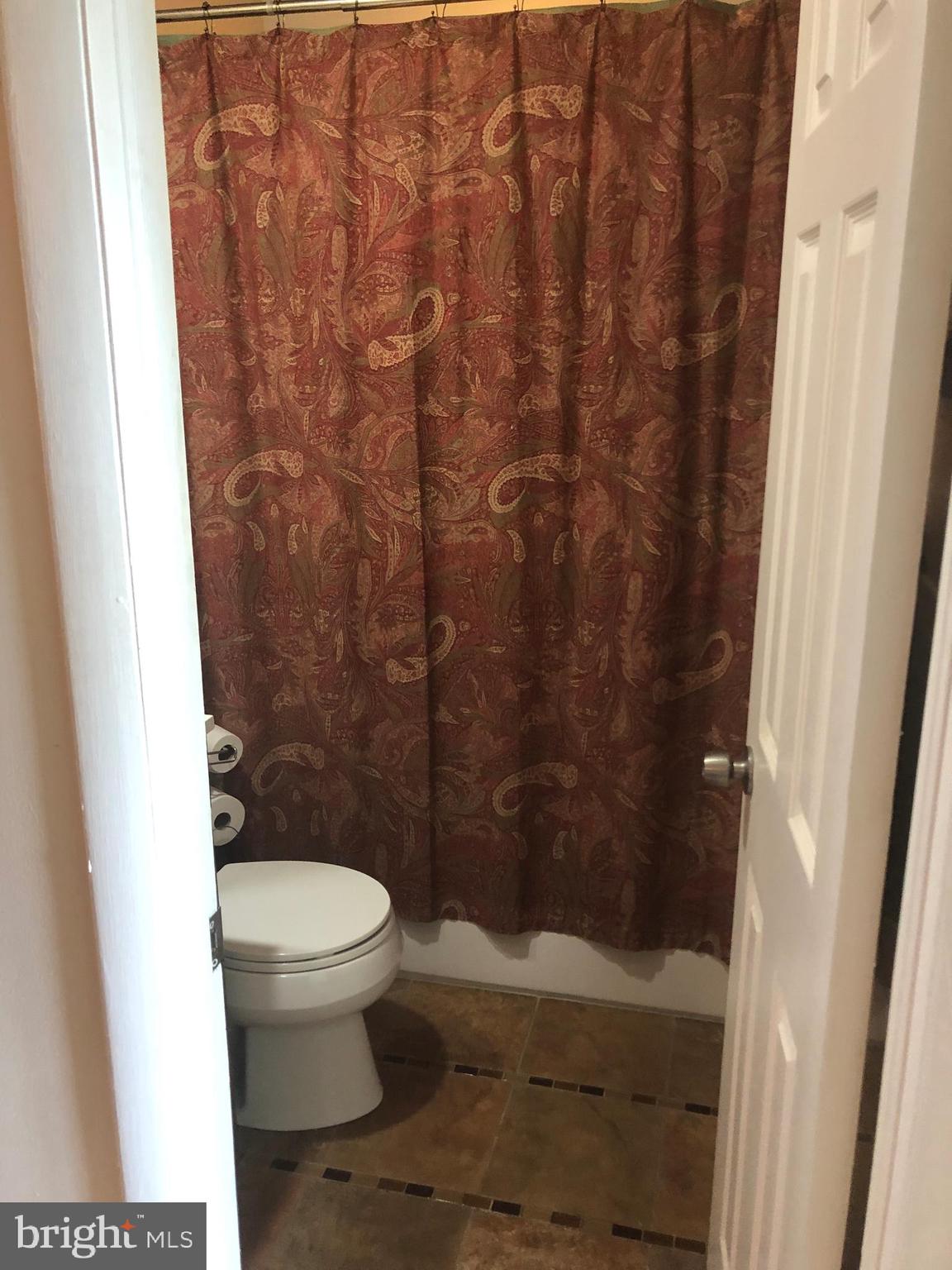 224 Pennell Road, Unit D4 Media, PA 19063 - Photo 14 of 23 Bathroom