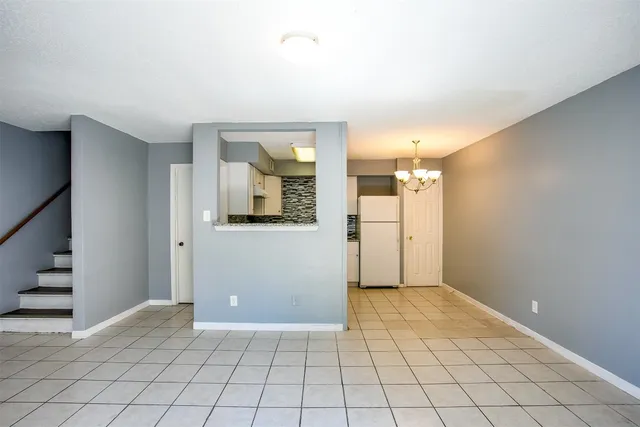 $1,100 | 2215 Mission Hill Drive, Unit 102, Austin, TX 78741