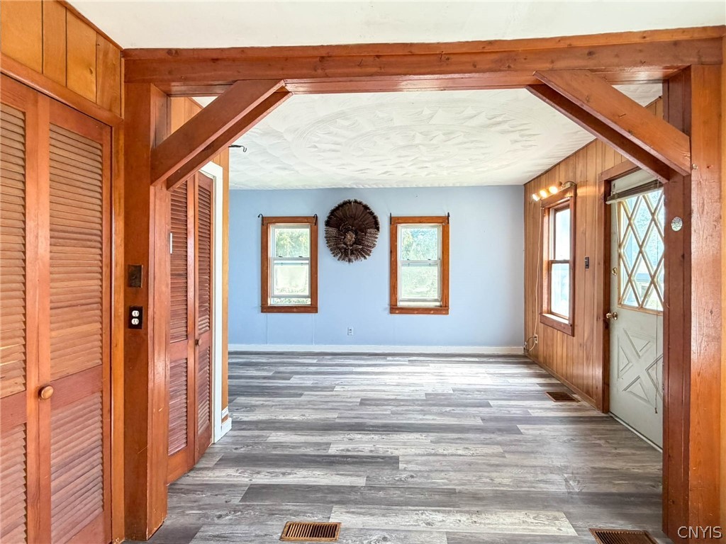 9481 Sessions Road New Hartford, NY 13456 - Photo 9 of 41 Gallery Image 9