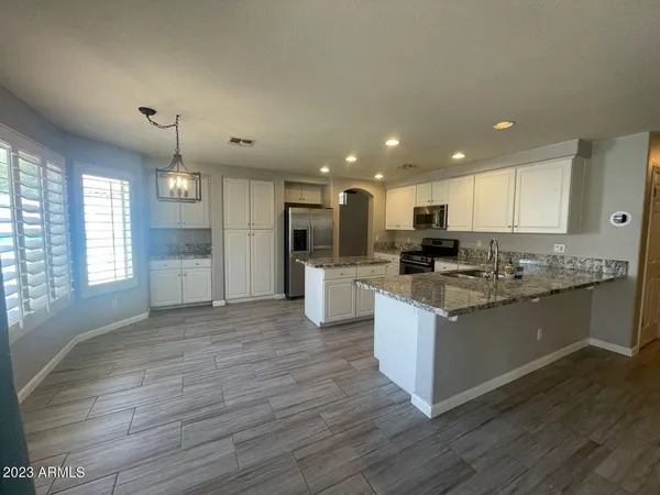 $3,195 | 1842 West Brookwood Court, Phoenix, AZ 85045