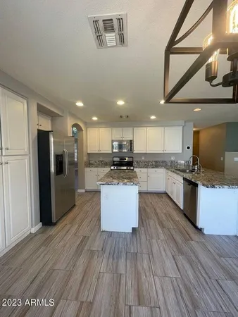 $3,195 | 1842 West Brookwood Court, Phoenix, AZ 85045