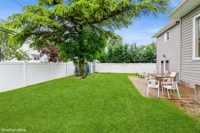 $1,499,000 | 756 Dumont Place, Valley Stream, NY 11581