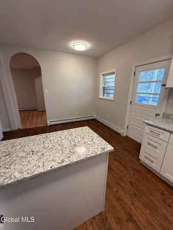 $2,750 | 38 State Street, Unit A, Saratoga Springs, NY 12866