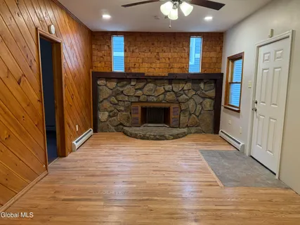 $2,875 | 38 State Street, Unit A, Saratoga Springs, NY 12866