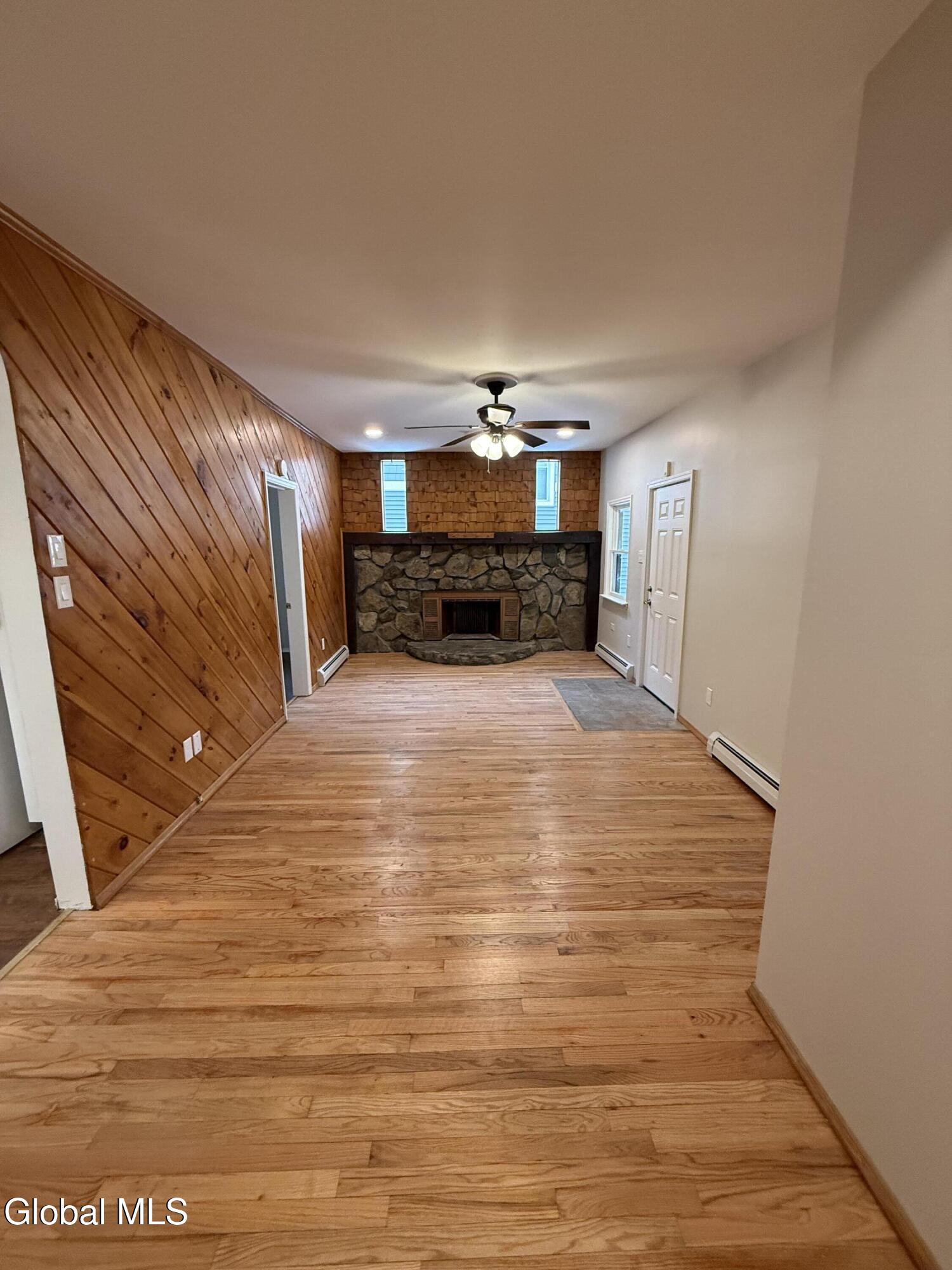 38 State Street, Unit A Saratoga Springs, NY 12866 - Photo 5 of 24 IMG_5750