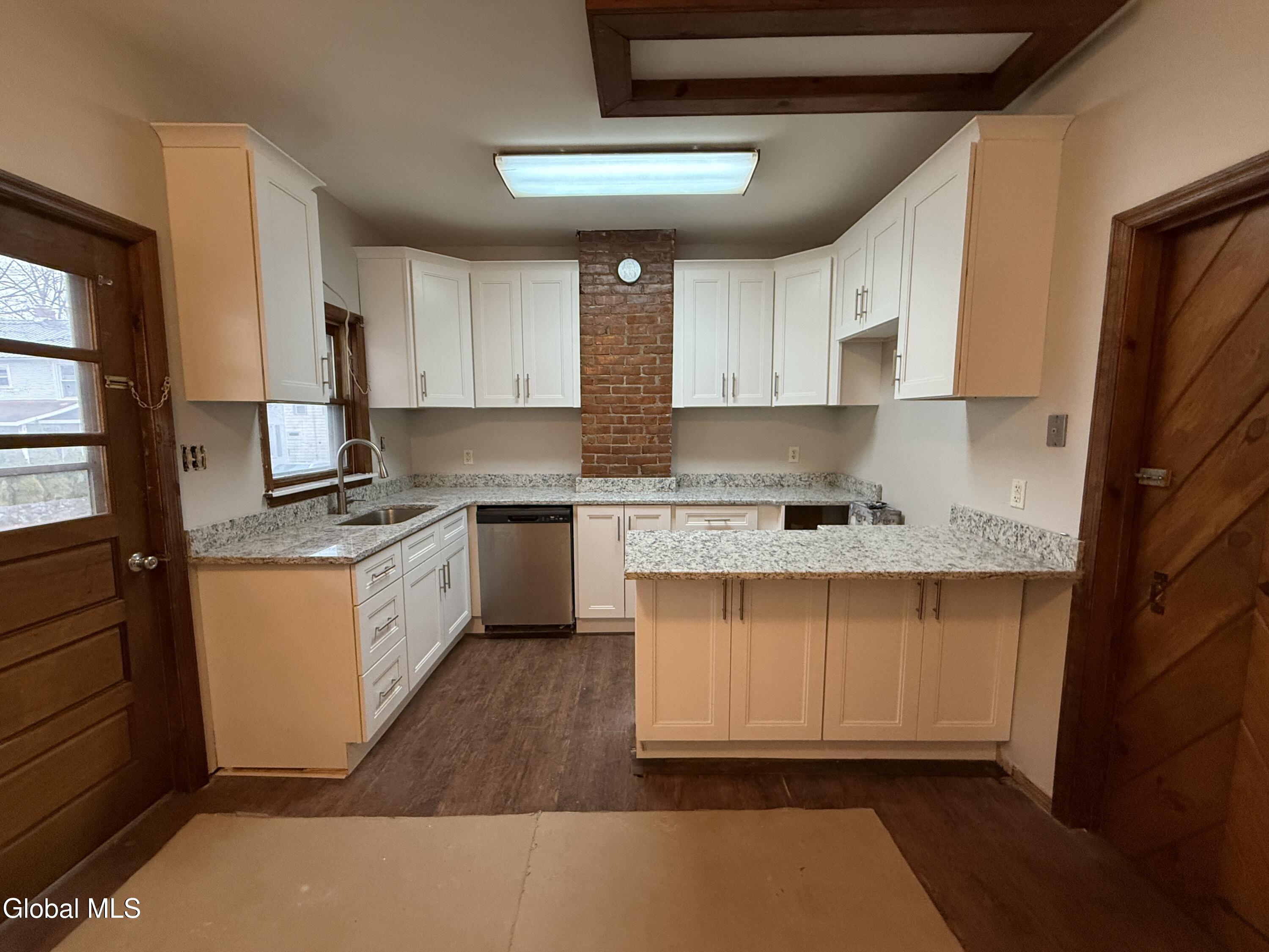 38 State Street, Unit A Saratoga Springs, NY 12866 - Photo 6 of 14 IMG_8918