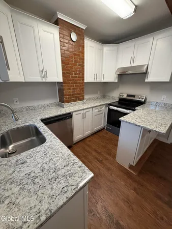 $2,750 | 38 State Street, Unit A, Saratoga Springs, NY 12866